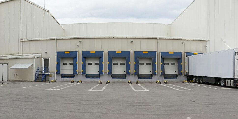 warehouse for rent, space lease